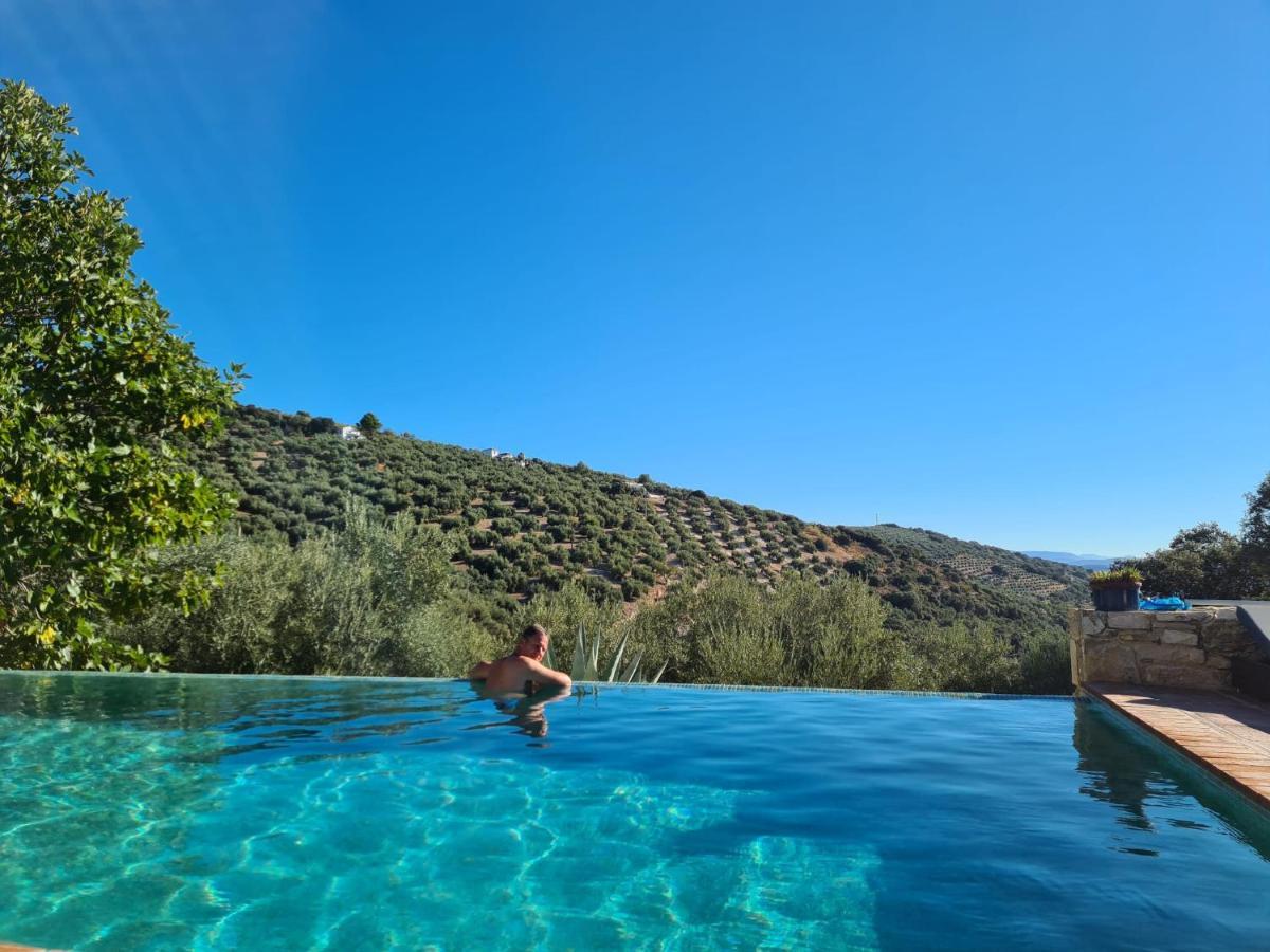 Cortijo La Haza Bed & Breakfast Iznajar Exterior photo
