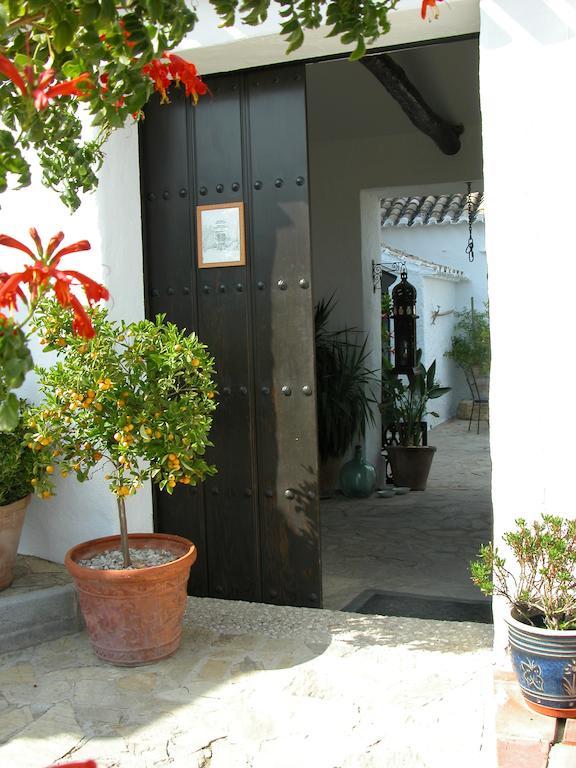 Cortijo La Haza Bed & Breakfast Iznajar Exterior photo